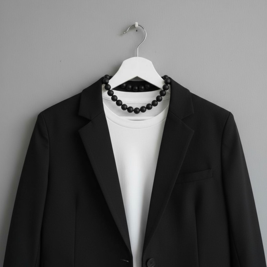 307 | Juodi karoliai BOSSA